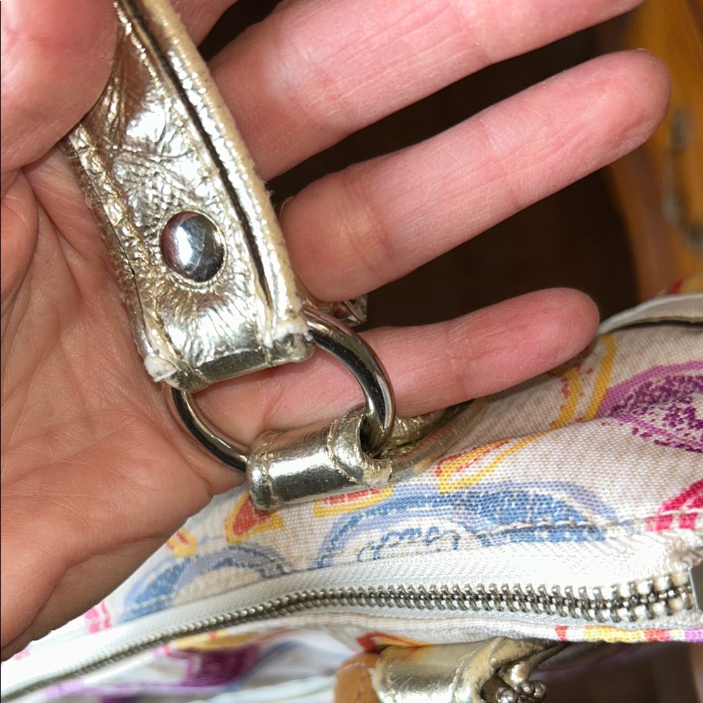 Coach Multicolor Signature Shoulder Bag - Picture 15 of 16